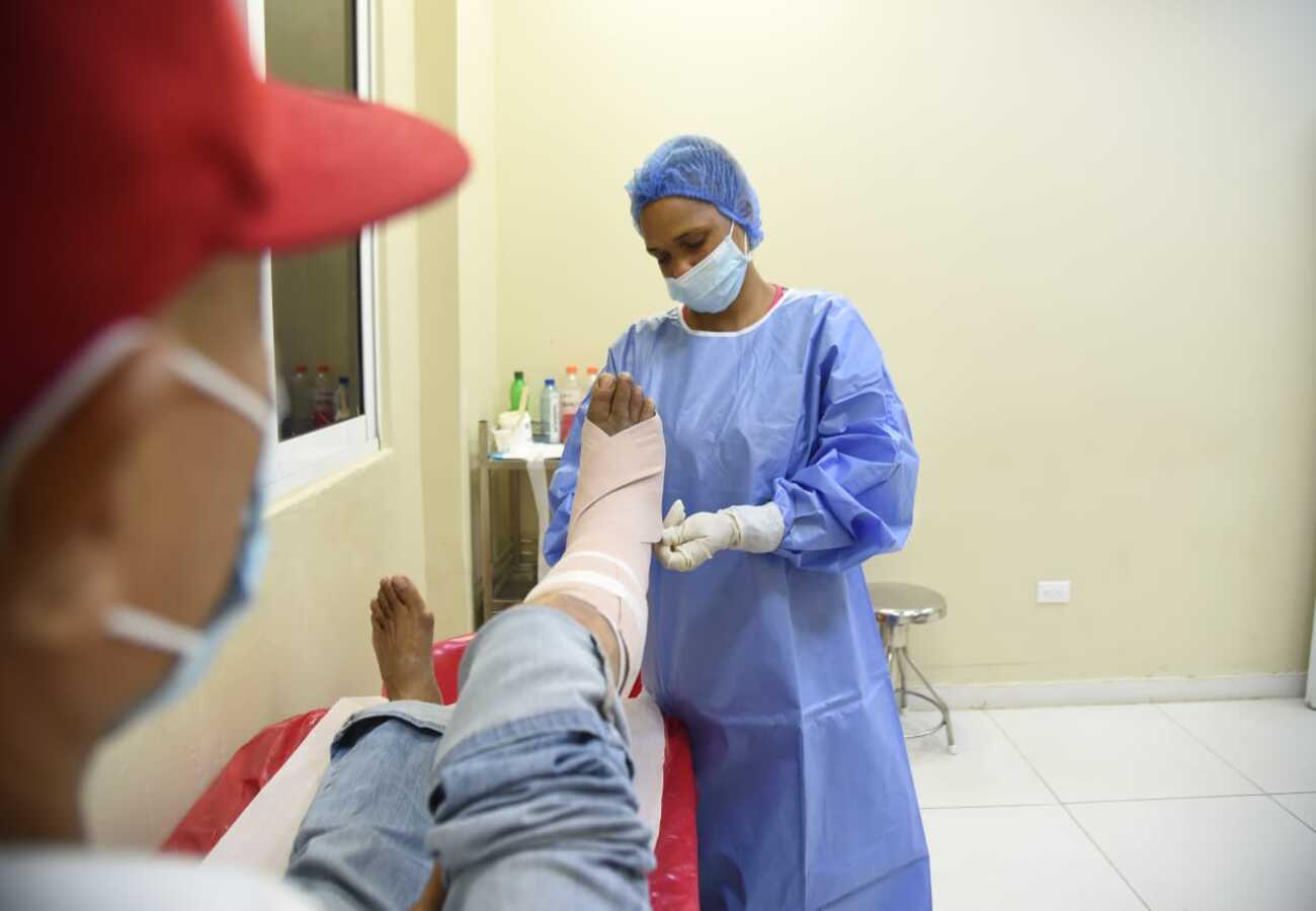 SNS fortalece atención a pie diabético con diez nuevas unidades en todo